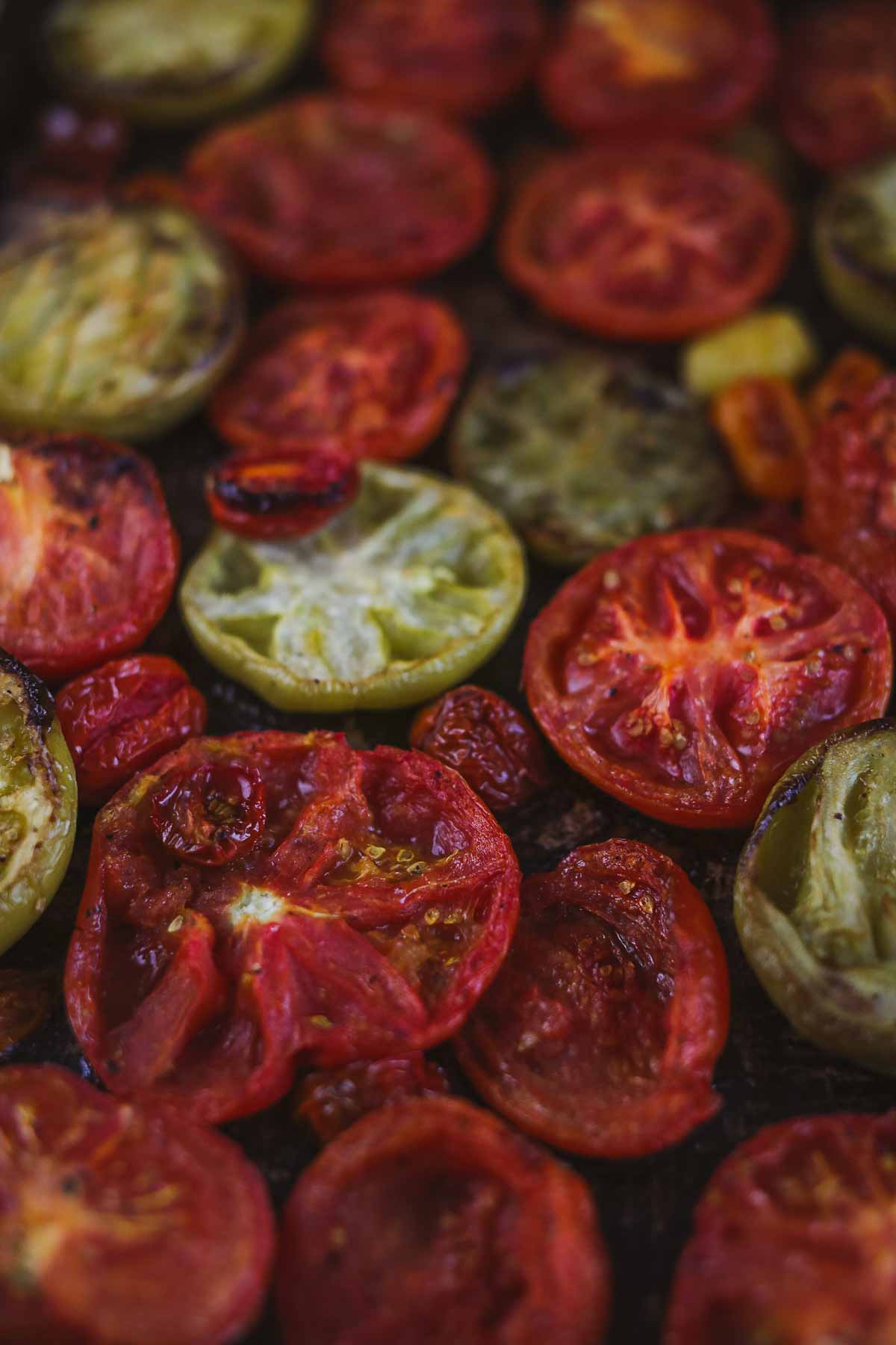 Close up of the tomatoes on a tray after smoking.