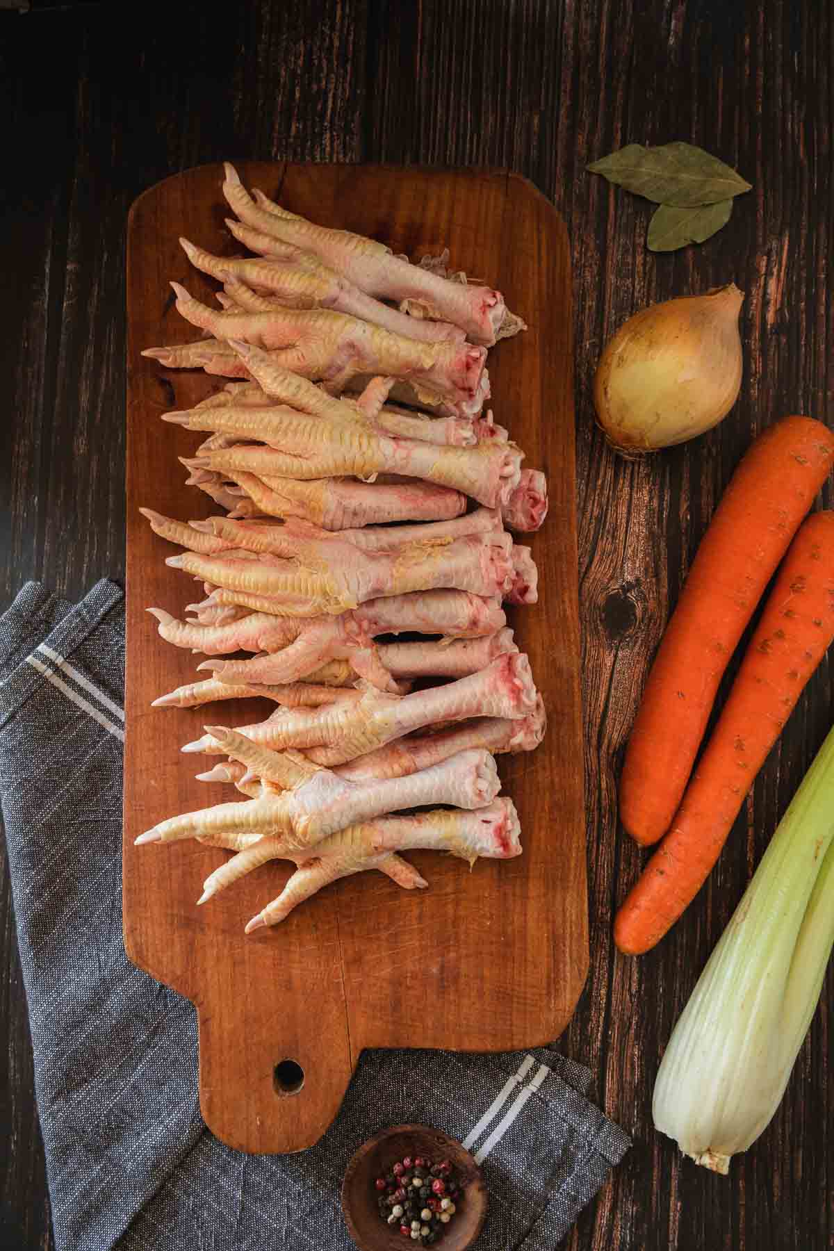 All of the ingredients needed to make chicken feet bone broth stock.