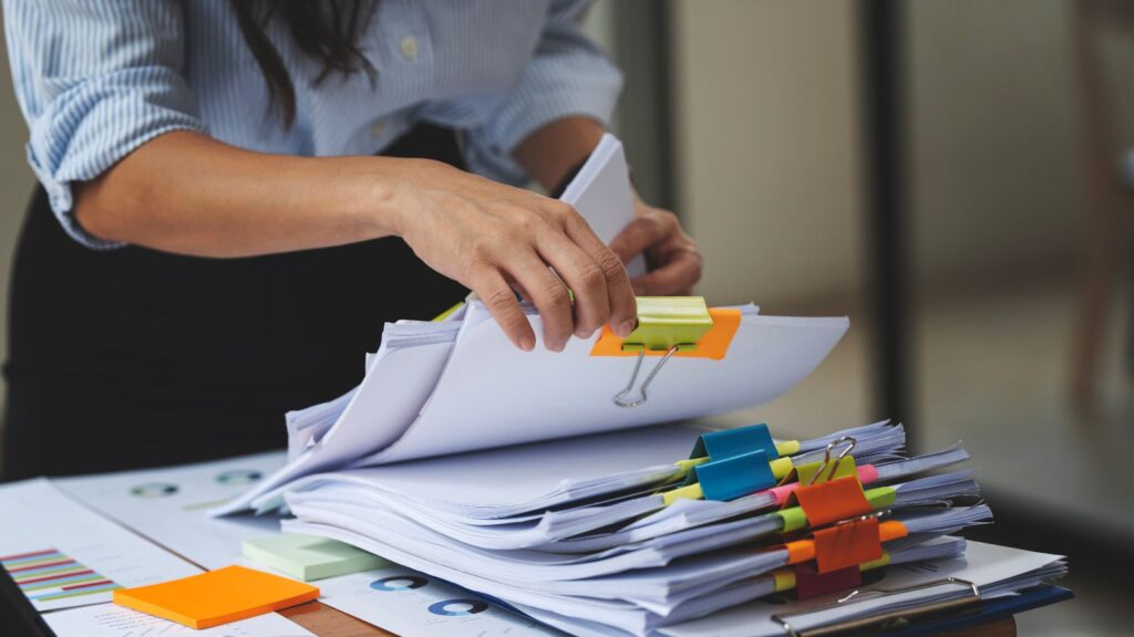 Pinrest Paper Work 10 Quick Home Organization Projects That Will Make You Feel Better In ...